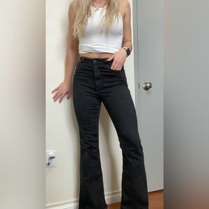 Hailey Dynamite Jeans